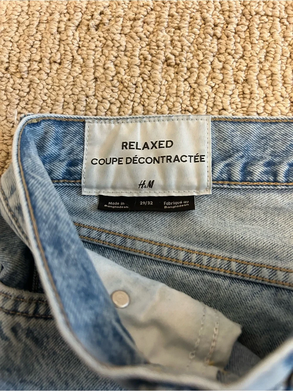 H&M Relaxed Fit Jeans – Light Wash 29/32 - Picture 2 of 5
